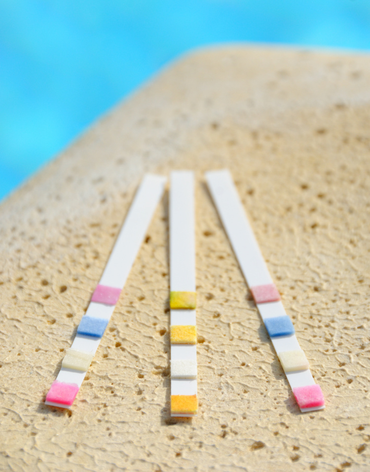 Swimming Pool Water Testing Strips
